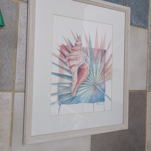 Other - Gorgeous sea shell print matted & framed